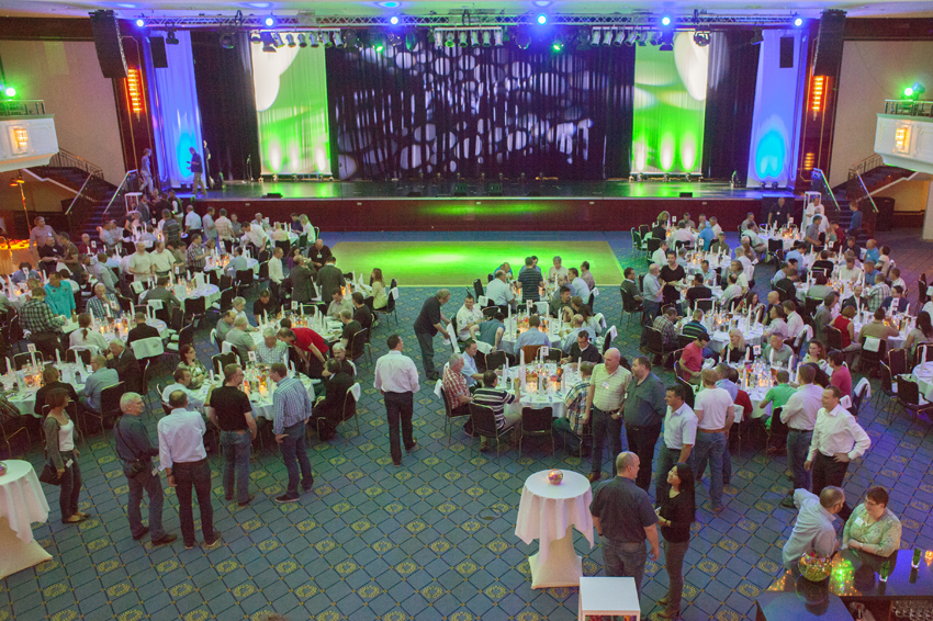 alex fischer, fotograf, darmstadt, 2014, gavi, gesellschaft f�r angewandte versicherungsinformatik, betriebsfeier berlin