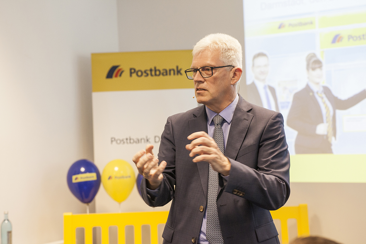alex fischer, fotograf, darmstadt, er�ffnung, postbank, vertriebscenter