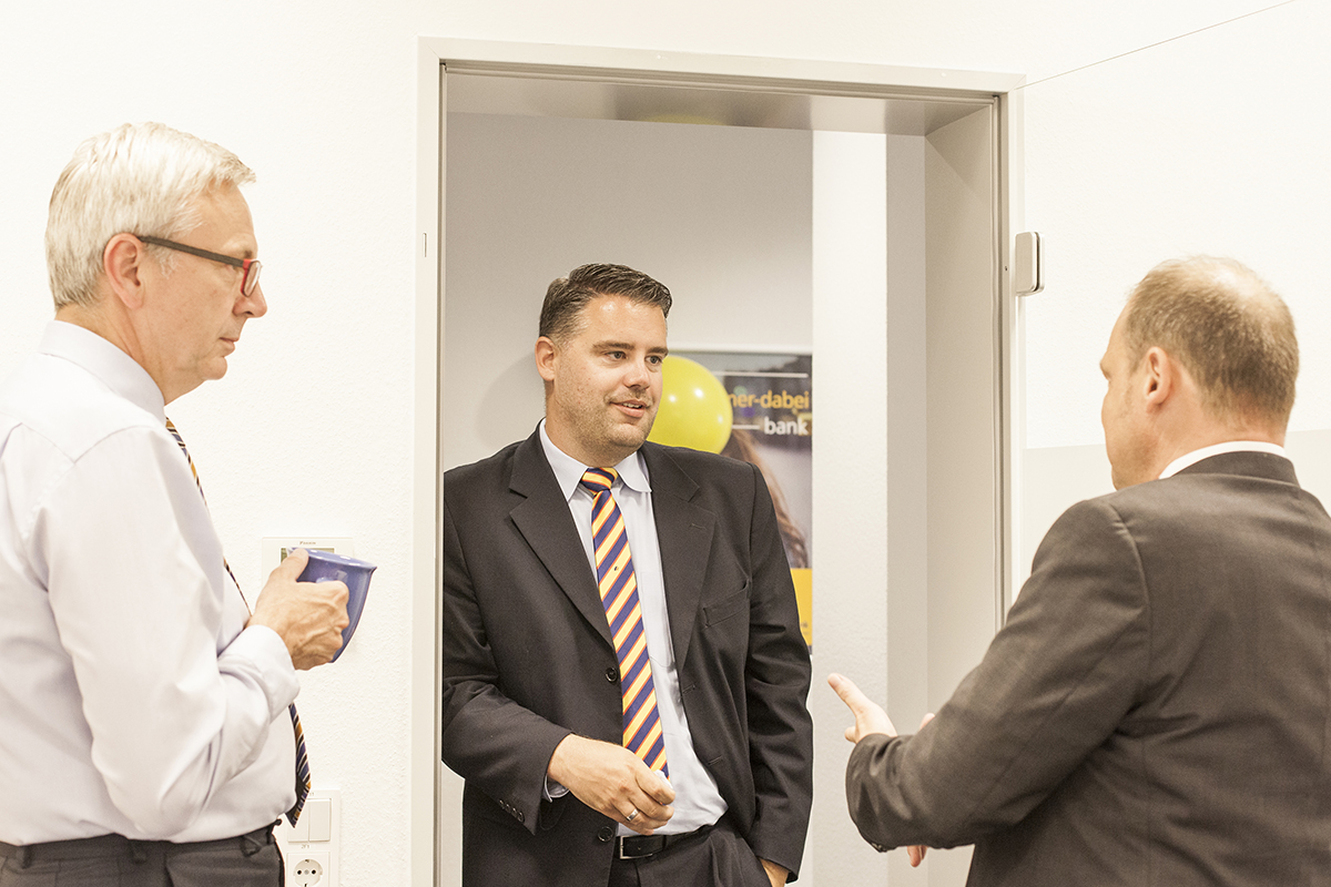 alex fischer, fotograf, darmstadt, er�ffnung, postbank, vertriebscenter